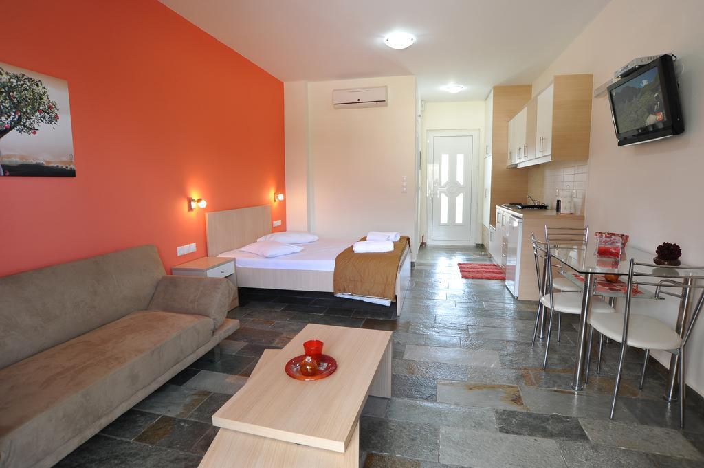 To Livadi Apartamento Lefkogeia Exterior foto