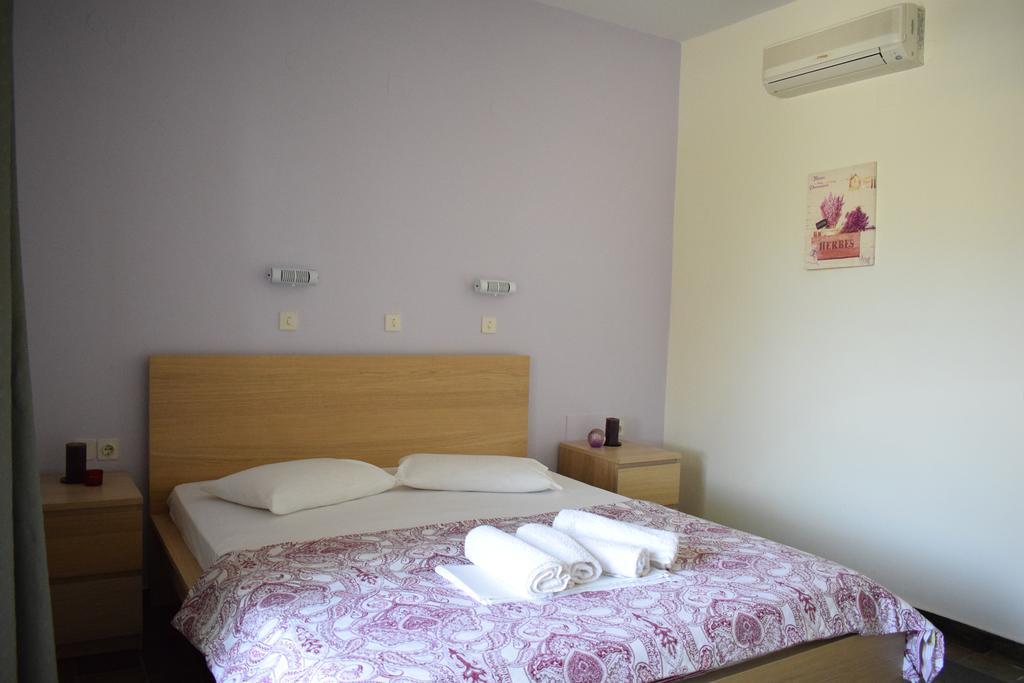 To Livadi Apartamento Lefkogeia Exterior foto